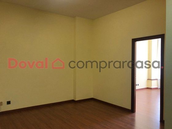 Foto 2 de Oficina en alquiler en Porriño (O) de 73 m²