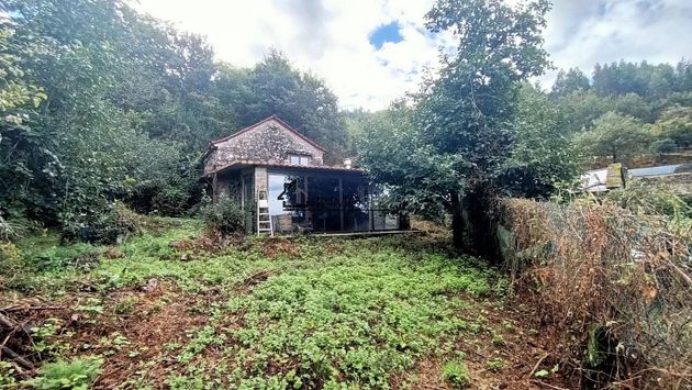 Foto 2 de Venta de chalet en Cotobade de 2 habitaciones con garaje y jardín