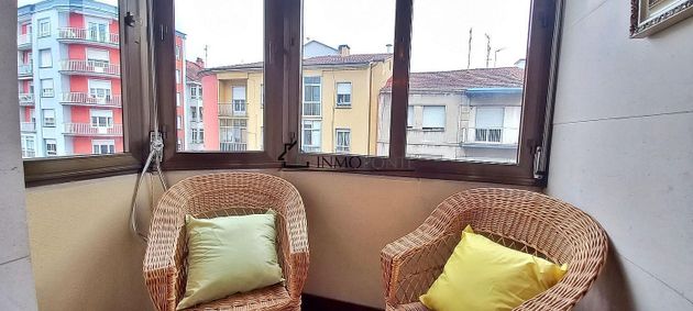 Foto 2 de Pis en venda a Casco Viejo de 4 habitacions amb terrassa i garatge