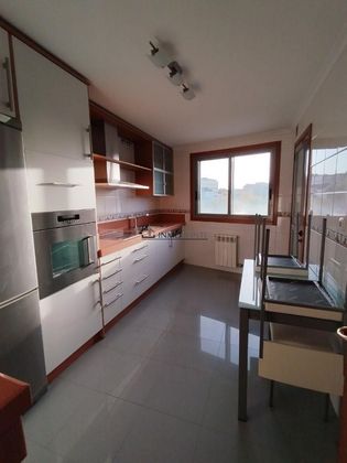 Foto 2 de Piso en alquiler en Zona Fernández Ladreda de 3 habitaciones con garaje y muebles