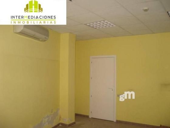 Foto 1 de Oficina en alquiler en Fátima con aire acondicionado y calefacción