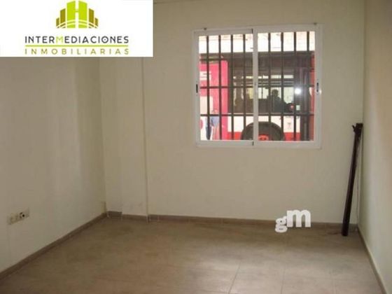 Foto 2 de Oficina en alquiler en Fátima con aire acondicionado y calefacción
