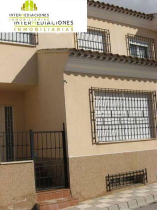 Foto 1 de Casa en venta en Casas de Juan Núñez de 4 habitaciones con terraza y garaje