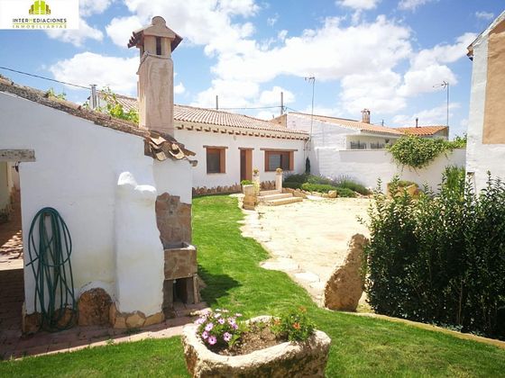 Foto 2 de Casa en alquiler en Chinchilla de Monte-Aragón de 5 habitaciones con terraza y piscina