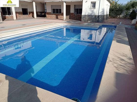 Foto 2 de Xalet en venda a Santa Cruz - Industria - Polígono Campollano de 6 habitacions amb piscina i garatge
