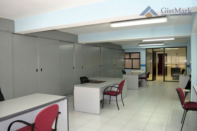 Foto 1 de Oficina en alquiler en calle Do Uruguai de 112 m²