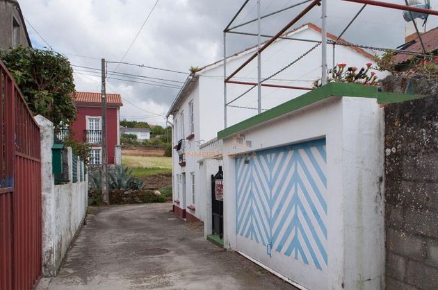 Foto 2 de Casa en venda a Fene de 7 habitacions amb terrassa i garatge