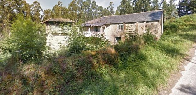 Foto 1 de Venta de chalet en Somozas (As) de 3 habitaciones con jardín