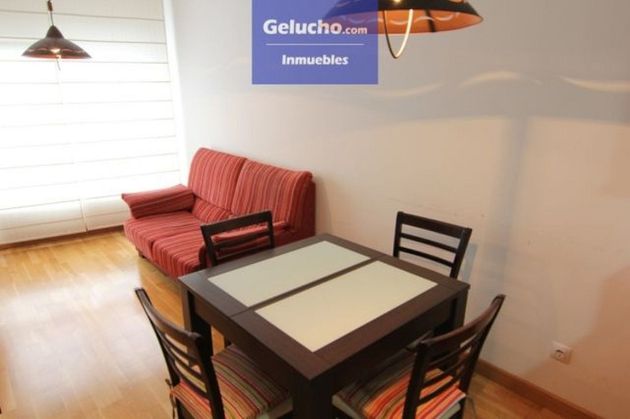 Foto 2 de Piso en venta en San Roque - As Fontiñas de 2 habitaciones con garaje y muebles
