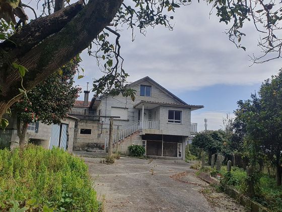 Foto 1 de Casa en venda a calle Lugar Coruxeiro de 4 habitacions amb terrassa i garatge