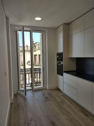 Foto 2 de Dúplex en lloguer a calle Taconera de 3 habitacions amb terrassa i calefacció