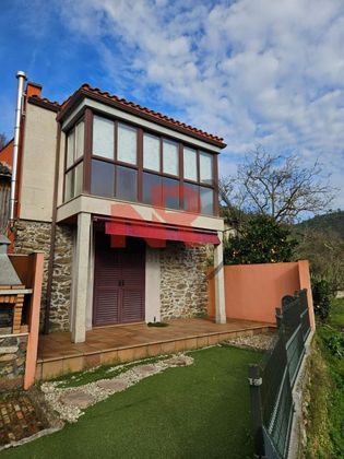 Foto 2 de Venta de casa rural en Ribadavia de 3 habitaciones con terraza y piscina