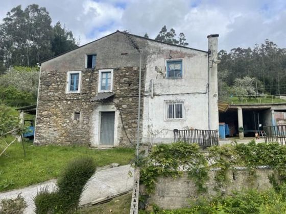 Foto 2 de Casa en venda a calle Carballo Gordo Couzadoiro de 3 habitacions amb terrassa i jardí