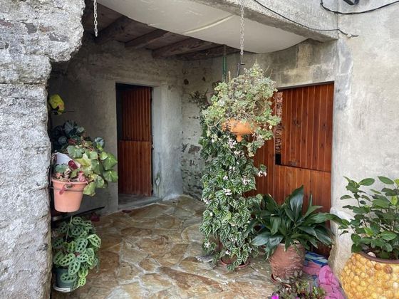 Foto 1 de Casa en venta en calle Laxas de 4 habitaciones con terraza y jardín
