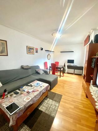 Foto 1 de Piso en venta en Portugalete de 2 habitaciones con calefacción y ascensor