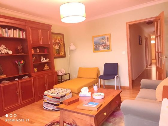 Foto 2 de Piso en venta en Centro - Recinto Amurallado de 4 habitaciones con balcón y calefacción