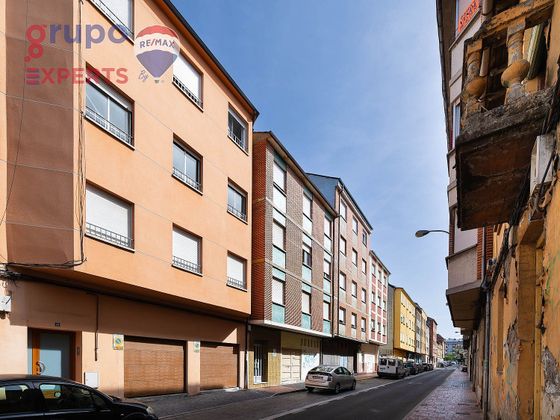 Foto 2 de Edifici en venda a calle Nicomedes Martin Mateos de 331 m²