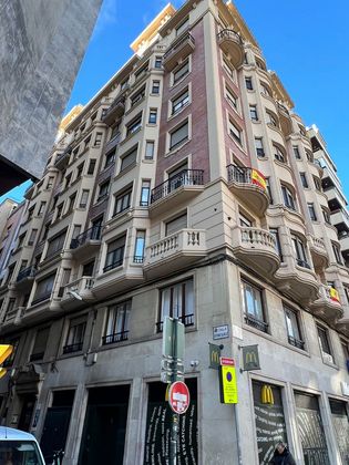 Foto 1 de Alquiler de piso en calle De Jerónimo Blancas de 3 habitaciones con muebles y balcón