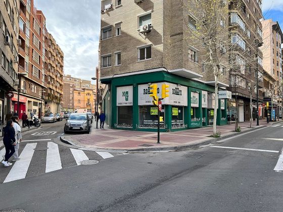 Foto 1 de Local en venta en avenida De Madrid de 400 m²
