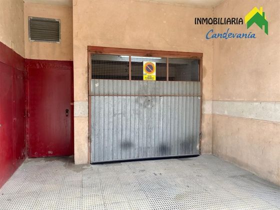 Foto 2 de Venta de garaje en avenida Zaragoza de 16 m²