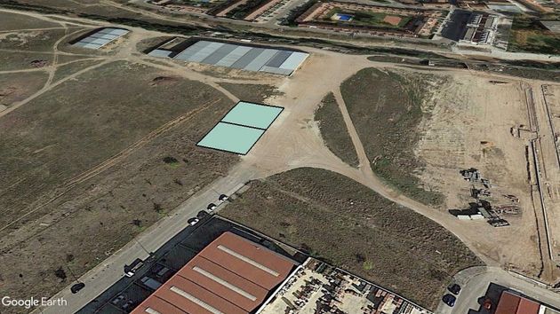 Foto 2 de Venta de terreno en Villanueva de Gállego de 2065 m²