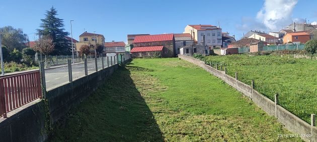 Foto 2 de Venta de terreno en Forcarei de 1008 m²