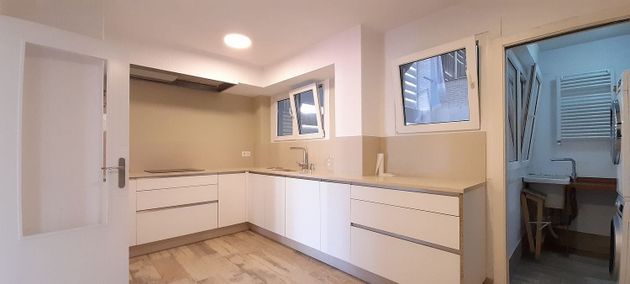 Foto 2 de Venta de piso en Bouzas - Coia de 3 habitaciones con garaje y calefacción