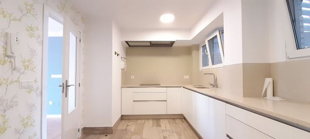 Foto 1 de Venta de piso en Bouzas - Coia de 3 habitaciones con garaje y calefacción