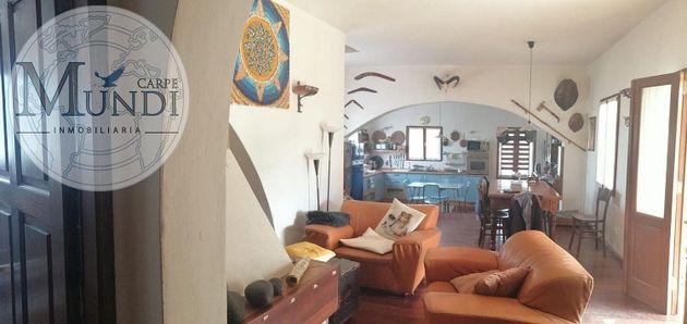 Foto 2 de Casa en venta en Villaverde de 3 habitaciones con terraza y piscina