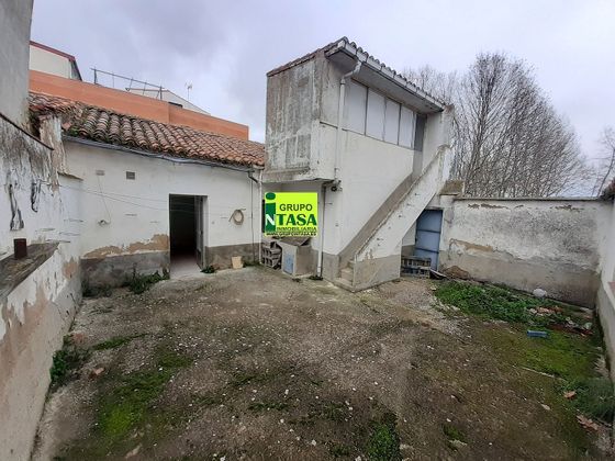 Foto 1 de Casa adossada en venda a Zona Pinilla de 3 habitacions amb terrassa i garatge