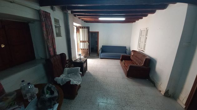Foto 2 de Casa adosada en venta en Villaralbo de 3 habitaciones y 394 m²