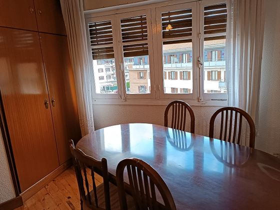 Foto 2 de Pis en venda a calle Amute de 3 habitacions amb balcó i calefacció