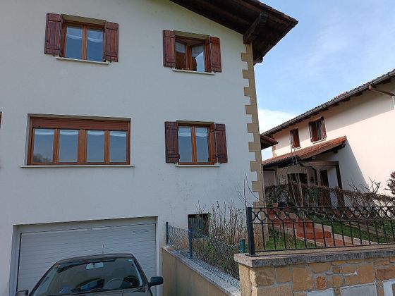 Foto 2 de Casa en venda a Bera/Vera de Bidasoa de 4 habitacions amb terrassa i garatge