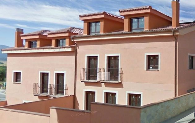Foto 1 de Dúplex en venta en San Cristóbal de Segovia de 4 habitaciones con garaje y balcón