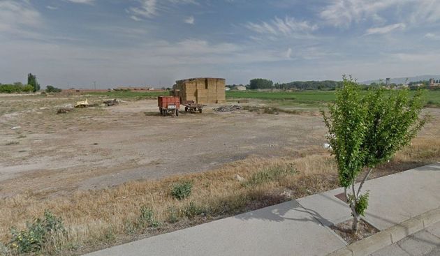 Foto 1 de Venta de terreno en Cabañas de Ebro de 1200 m²