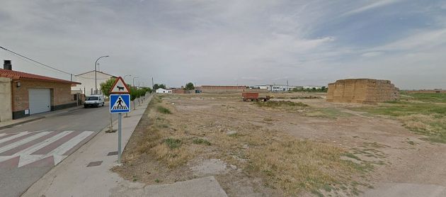 Foto 2 de Venta de terreno en Cabañas de Ebro de 1200 m²
