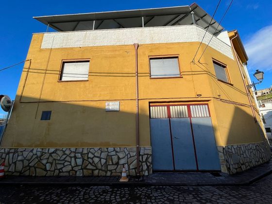 Foto 1 de Venta de casa en calle Agustina Tella de 3 habitaciones con terraza y garaje