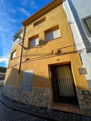 Foto 2 de Venta de casa en calle Agustina Tella de 3 habitaciones con terraza y garaje