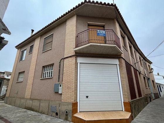 Foto 1 de Casa rural en venta en calle El Pilar de 4 habitaciones con terraza y garaje