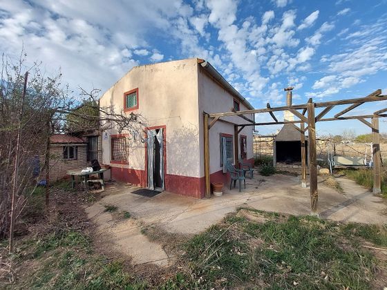 Foto 1 de Casa rural en venta en Salillas de Jalón de 3 habitaciones con jardín