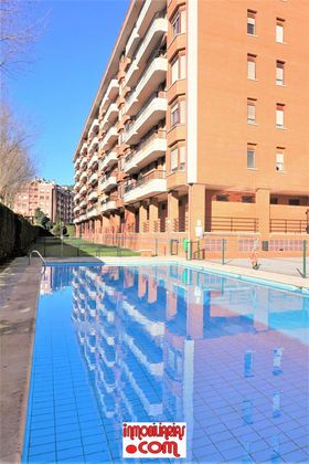 Foto 1 de Àtic en venda a paseo Menéndez Pelayo de 3 habitacions amb terrassa i piscina