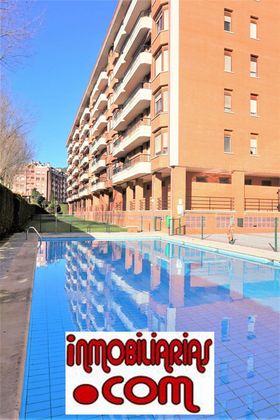 Foto 1 de Venta de ático en calle Menendez Pelayo de 3 habitaciones con terraza y piscina