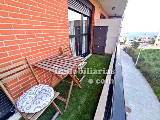 Foto 2 de Pis en venda a calle Clara Campoamor de 3 habitacions amb terrassa i piscina