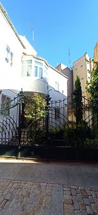 Foto 2 de Venta de chalet en Centro - Ávila de 8 habitaciones con terraza y jardín