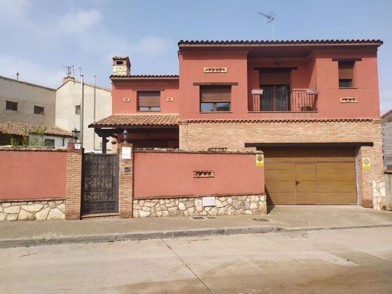 Foto 1 de Xalet en venda a Morata de Jalón de 5 habitacions amb terrassa i garatge