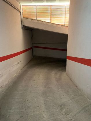 Foto 2 de Garaje en alquiler en calle El Maquinista de la General de 10 m²