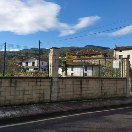 Foto 1 de Venta de terreno en Otañes - Talledo de 1800 m²