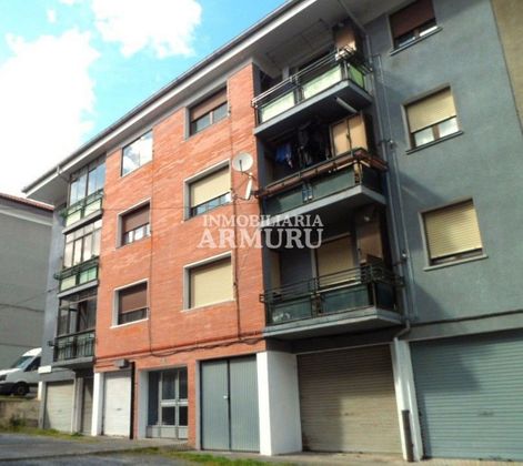 Foto 1 de Pis en venda a Orduña de 3 habitacions amb terrassa i calefacció
