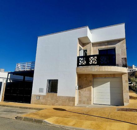 Foto 2 de Venta de chalet en Pizarra de 3 habitaciones con terraza y garaje