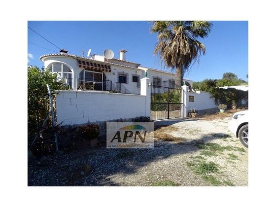 Foto 2 de Xalet en venda a Álora de 3 habitacions amb terrassa i piscina